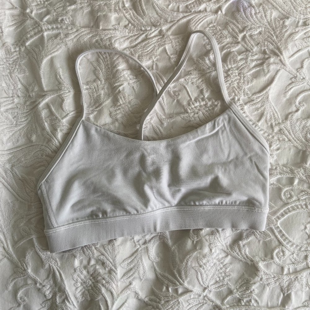 Lululemon Flow Y Bra Nulu